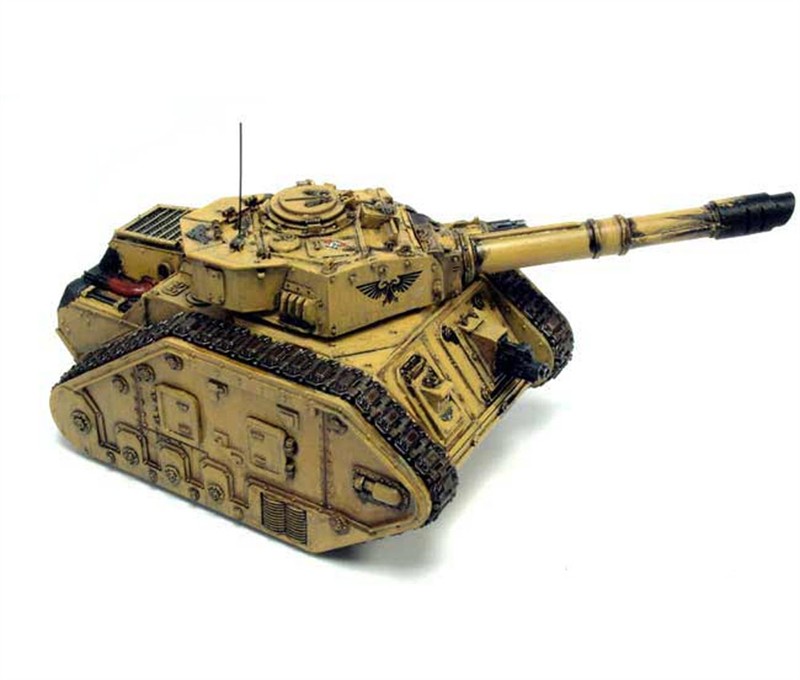 leman russ battle tank vs predator tank